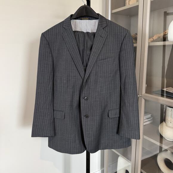 Brooks Brothers Explorer Regent Fit Grey Wool Pinstripe 2 Pc Suit Coat Pants 46R